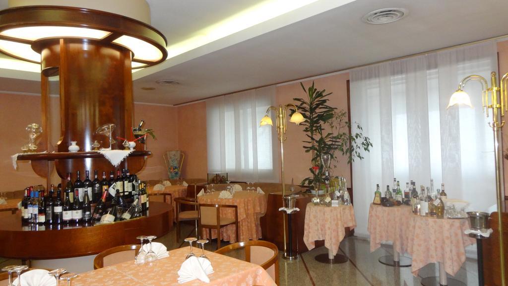 Le Gronde Hotel Cava Manara Bagian luar foto