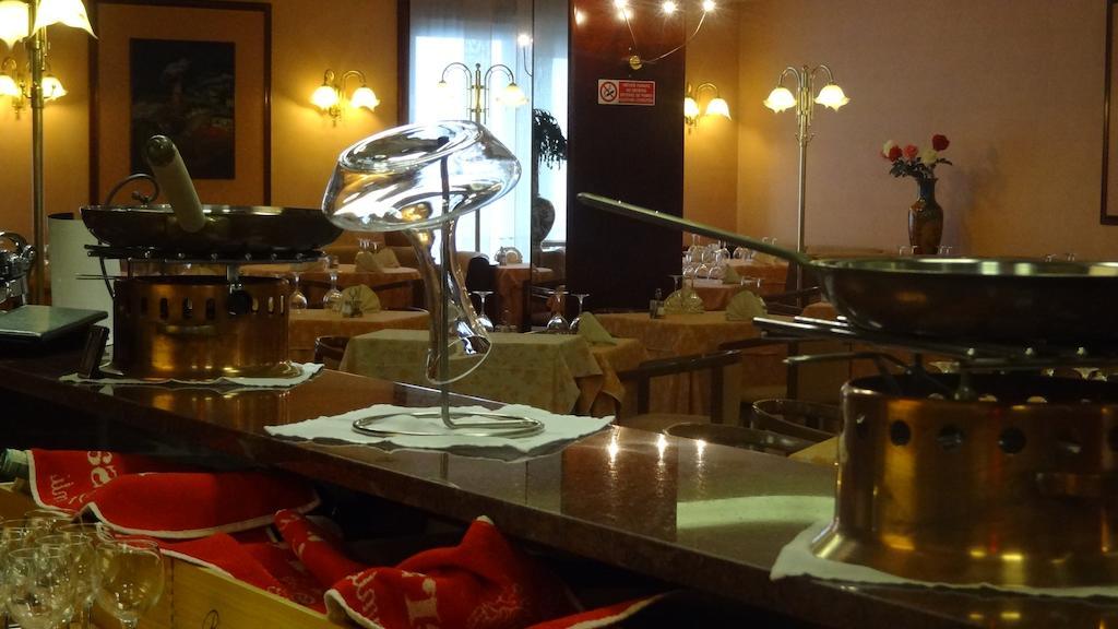Le Gronde Hotel Cava Manara Bagian luar foto